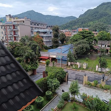 The Mountain House Hotel Pokhara Exterior foto