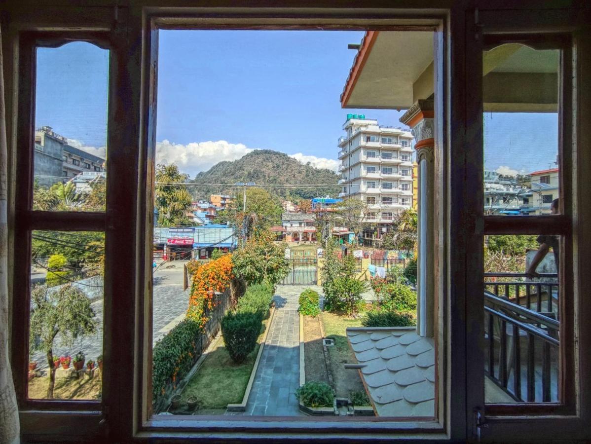 The Mountain House Hotel Pokhara Exterior foto