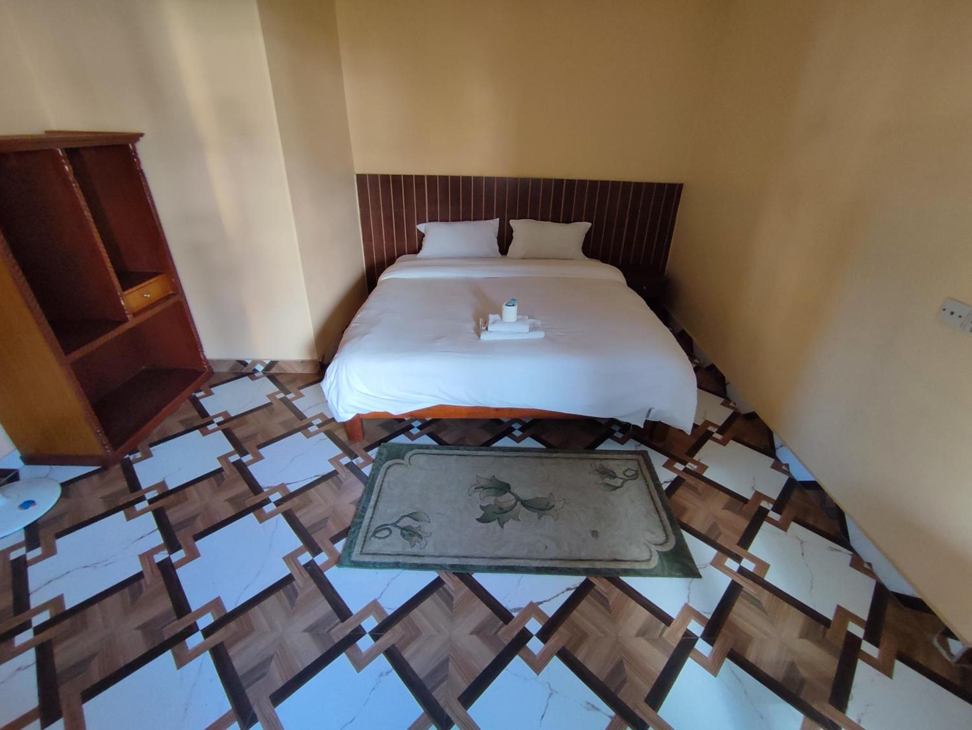 The Mountain House Hotel Pokhara Cameră foto